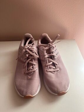 Nike Women's Light Pink Mesh Training Sneakers